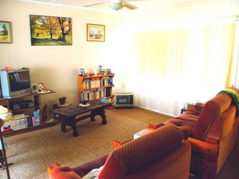 24 Gymea Avenue, Sanctuary Point NSW 2540