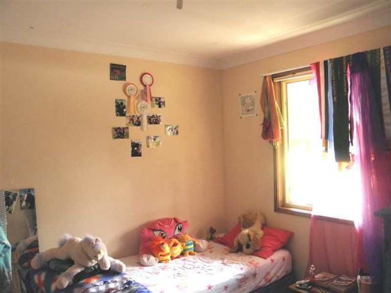 24 McGowen Street, Old Erowal Bay NSW 2540