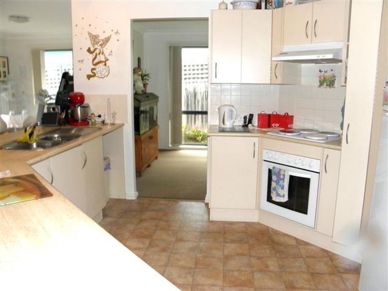 22 Macgibbon Parade, Old Erowal Bay NSW 2540