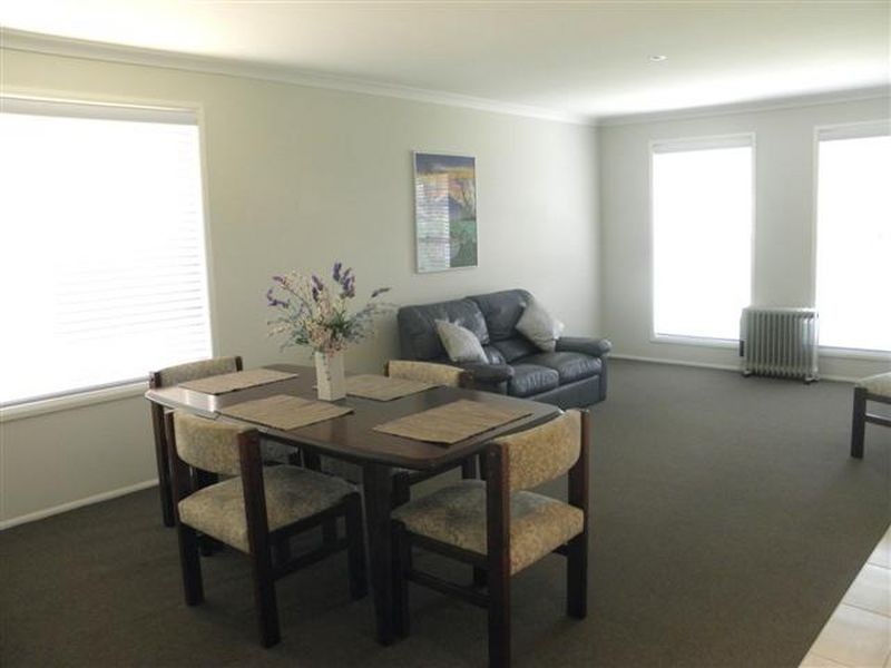 40 Hogbin Crescent, Sanctuary Point NSW 2540