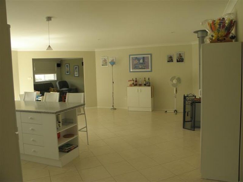 40 Hogbin Crescent, Sanctuary Point NSW 2540