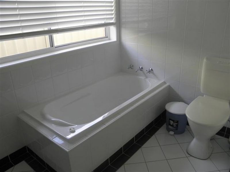 40 Hogbin Crescent, Sanctuary Point NSW 2540