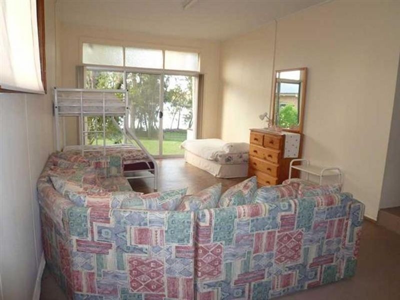 221 Walmer Avenue, Sanctuary Point NSW 2540