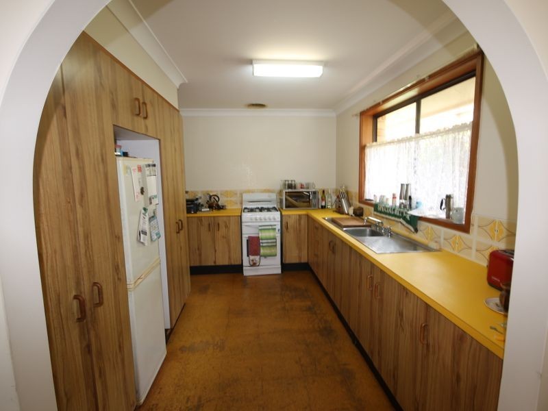 112 Waratah Cres, Sanctuary Point NSW 2540
