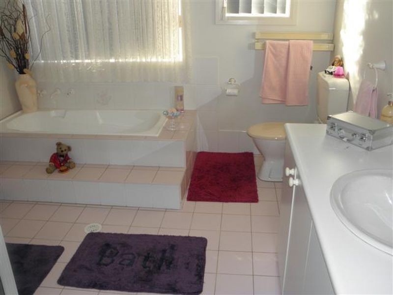 62 Cammeray Drive, St Georges Basin NSW 2540