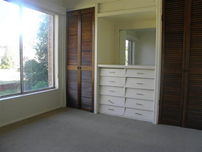 4 Lambs Crescent, Vincentia NSW 2540