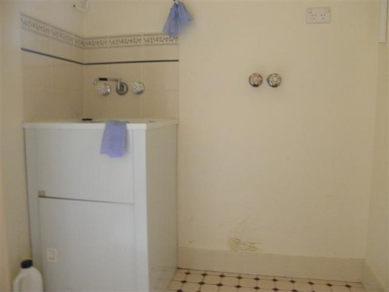 27 Dunisla St, Sanctuary Point NSW 2540