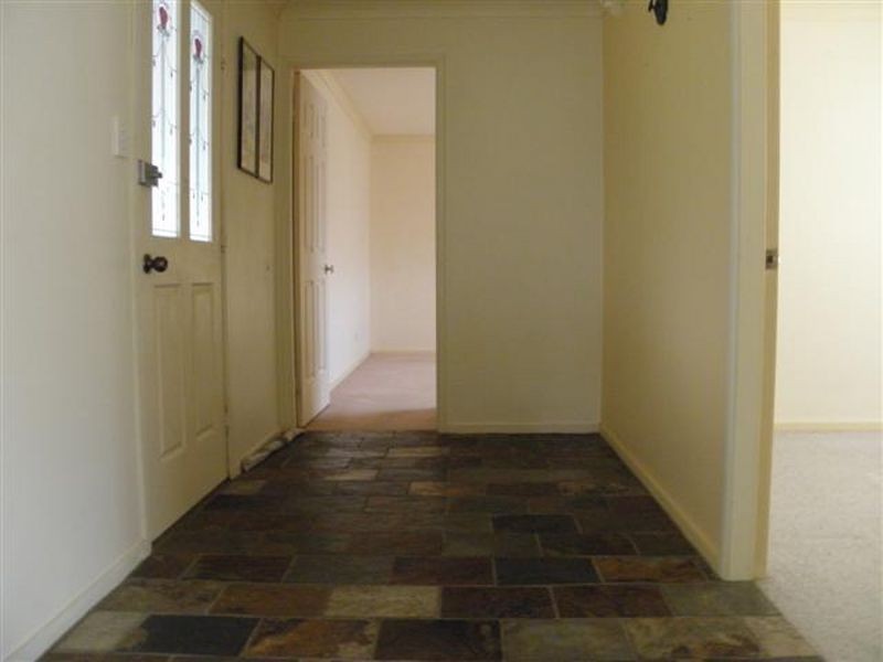 27 Dunisla St, Sanctuary Point NSW 2540
