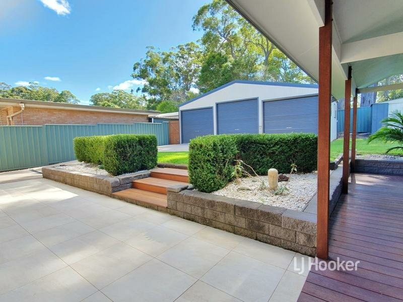 13 Loralyn Ave, St Georges Basin NSW 2540