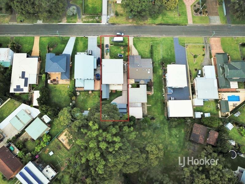 13 Loralyn Ave, St Georges Basin NSW 2540