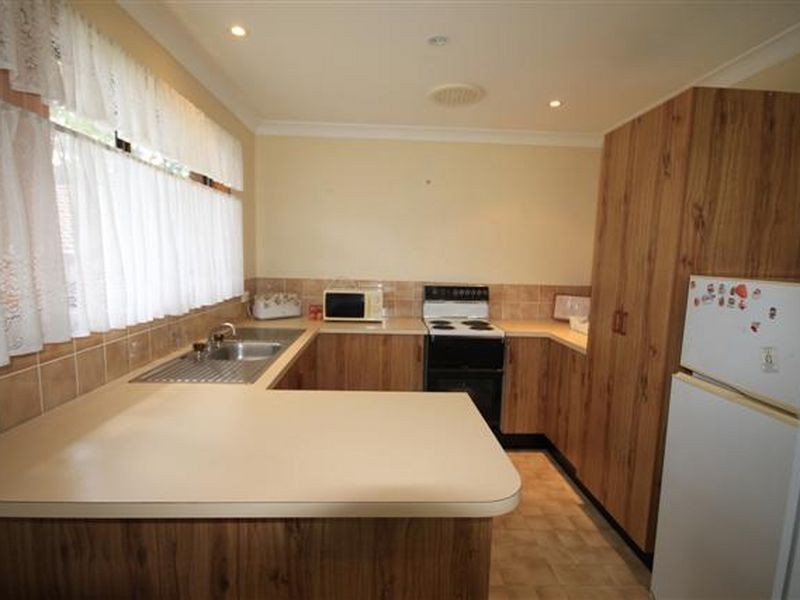 127 Sanctuary Point Road, Sanctuary Point NSW 2540
