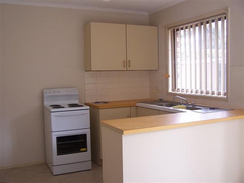 15 Roulstone Cres, Sanctuary Point NSW 2540