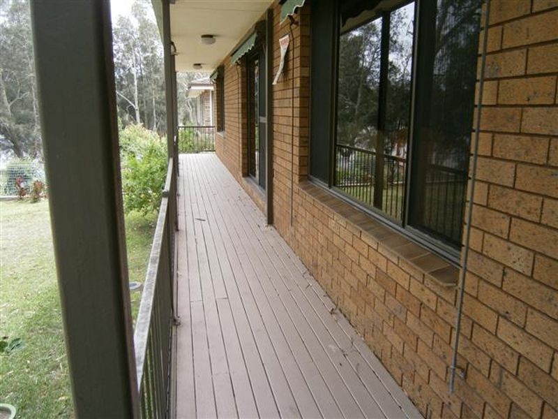 29 Lachlan Crescent, St Georges Basin NSW 2540