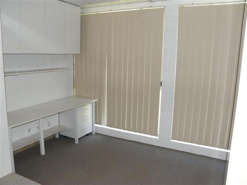 13 Loralyn Ave, St Georges Basin NSW 2540