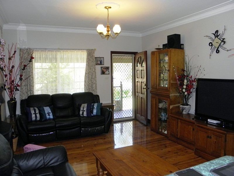 17 Roulstone Cres, Sanctuary Point NSW 2540