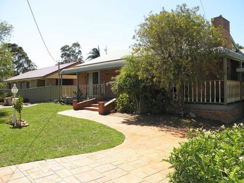 17 Roulstone Cres, Sanctuary Point NSW 2540