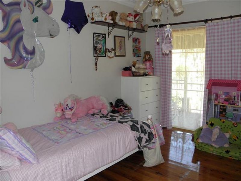 17 Roulstone Cres, Sanctuary Point NSW 2540