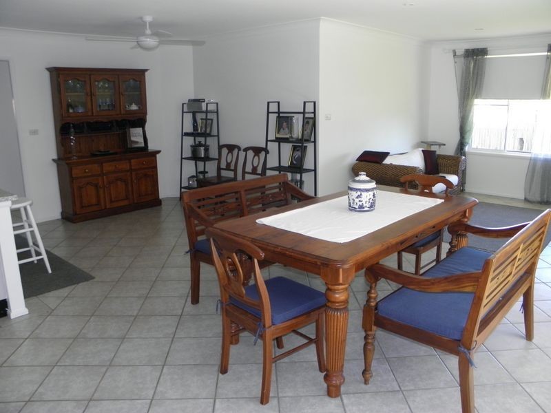 6 Nadine Street, Sanctuary Point NSW 2540