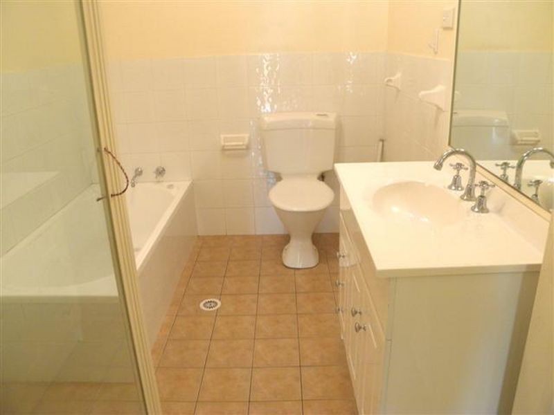 75a & 75b Frederick Street, Sanctuary Point NSW 2540