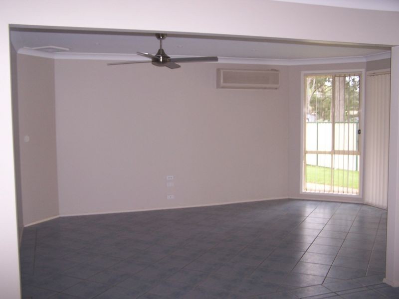 25 Roberts Street, Old Erowal Bay NSW 2540