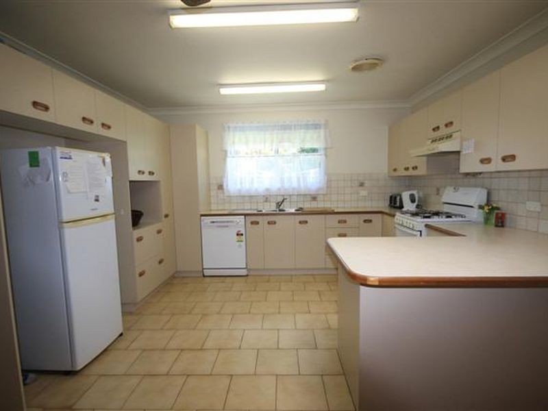 70 Prentice Avenue, Old Erowal Bay NSW 2540
