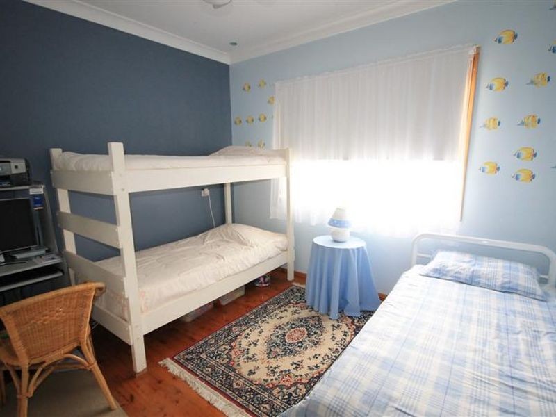 70 Sanctuary Point Rd, Sanctuary Point NSW 2540