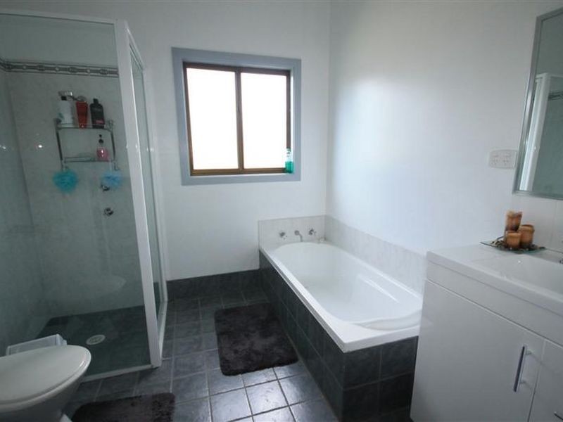 21 Carmel Drive, Sanctuary Point NSW 2540