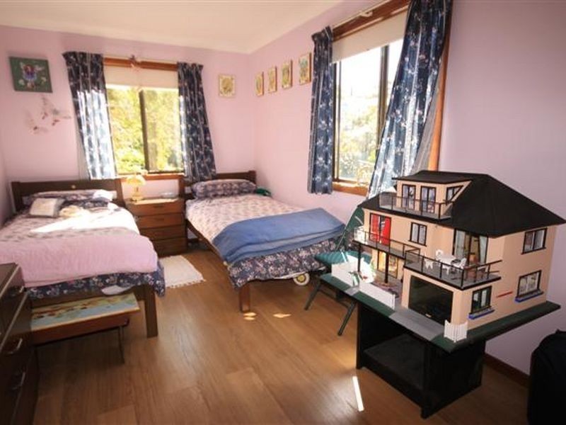 61 Waldegrave Cresent, Vincentia NSW 2540