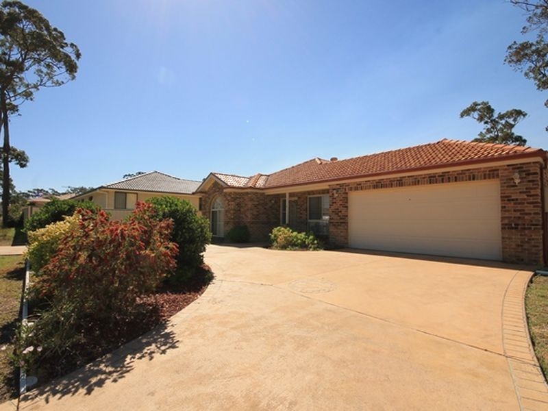 9 Maxwell Cresent, Sanctuary Point NSW 2540