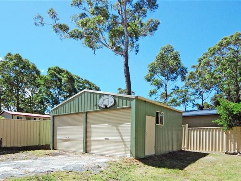1 Hunt Street, Old Erowal Bay NSW 2540