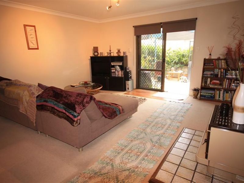 7 Boathaven Ave, Basin View NSW 2540