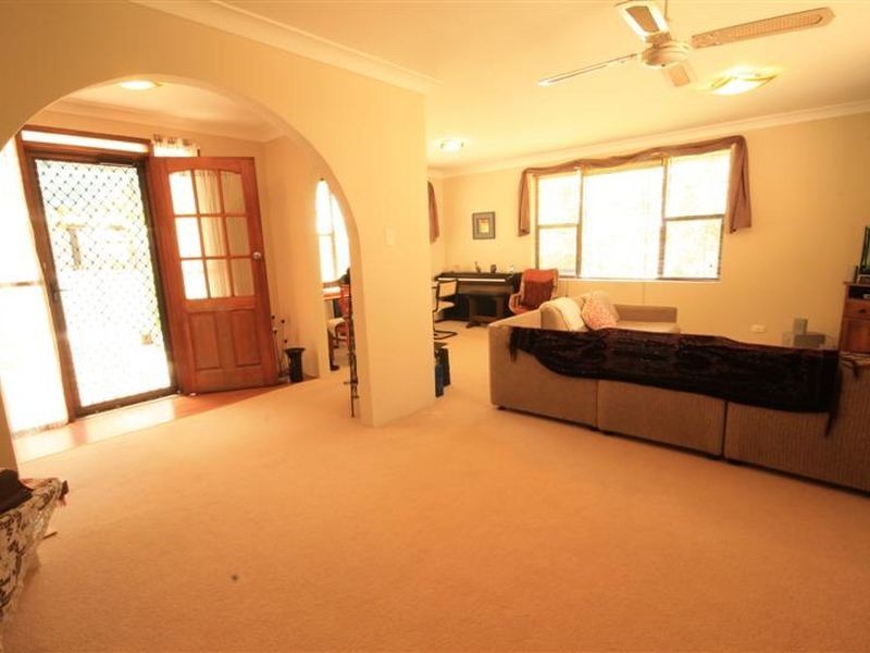 7 Boathaven Ave, Basin View NSW 2540