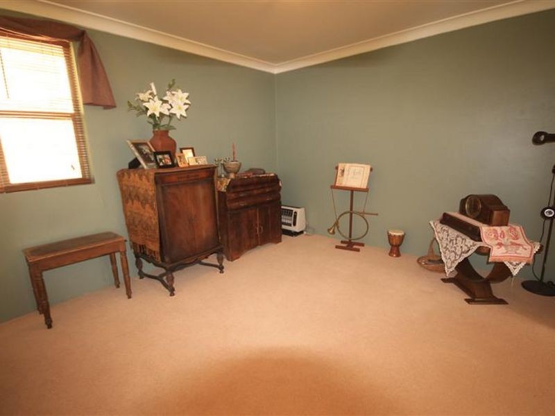 7 Boathaven Ave, Basin View NSW 2540