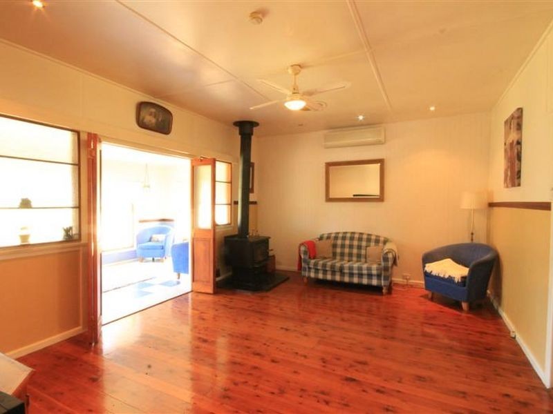 21 John St, Basin View NSW 2540