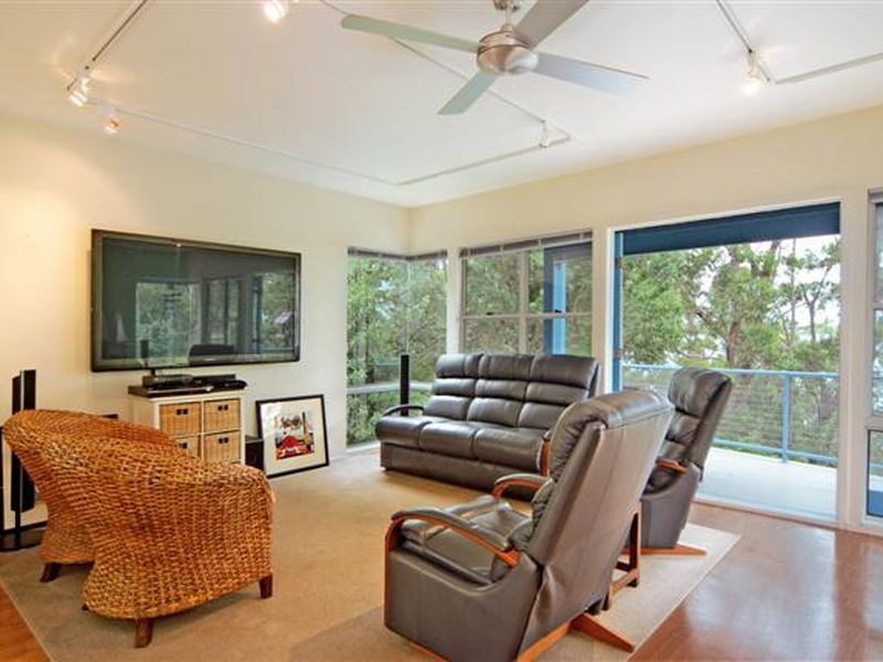 214 Greville Ave, Sanctuary Point NSW 2540