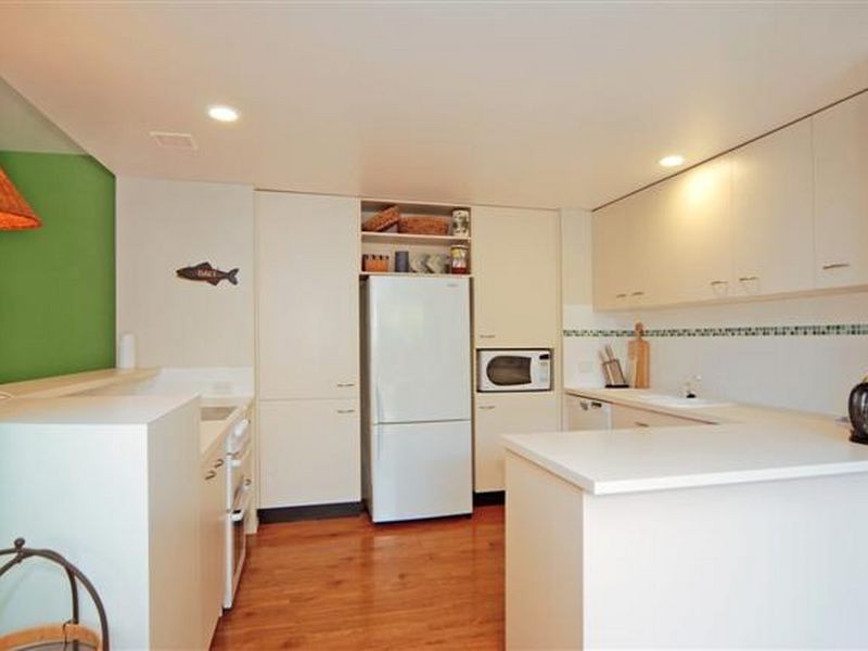 214 Greville Ave, Sanctuary Point NSW 2540