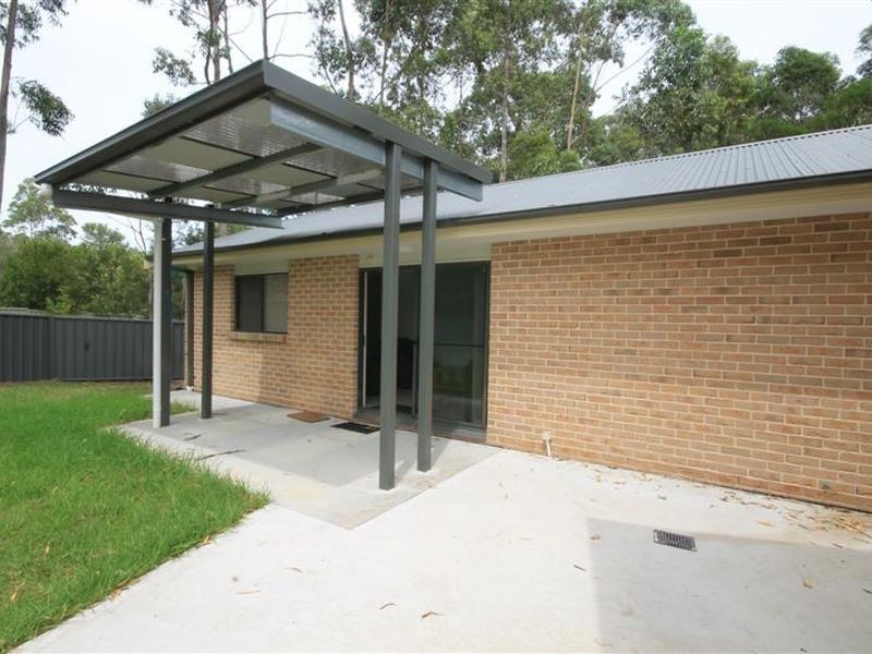 8 Tilbrook Avenue, St Georges Basin NSW 2540