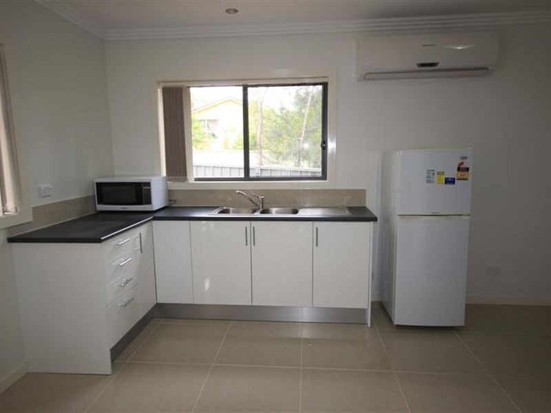 8 Tilbrook Avenue, St Georges Basin NSW 2540