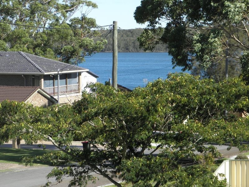 21 Elanora parade, Basin View NSW 2540