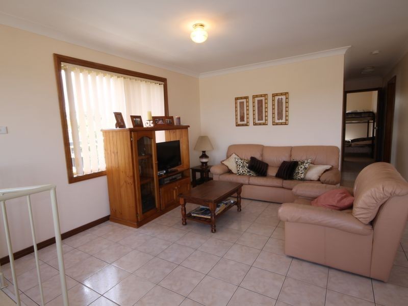 11 Dorothy Street, Basin View NSW 2540