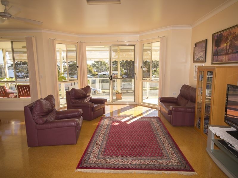 58 Grandview Street, Erowal Bay NSW 2540