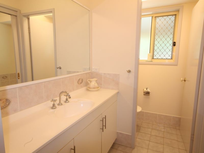 220 Island Point Road, St Georges Basin NSW 2540