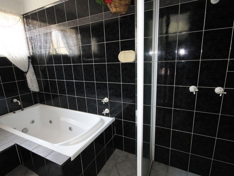 54 Prentice Ave, Old Erowal Bay NSW 2540