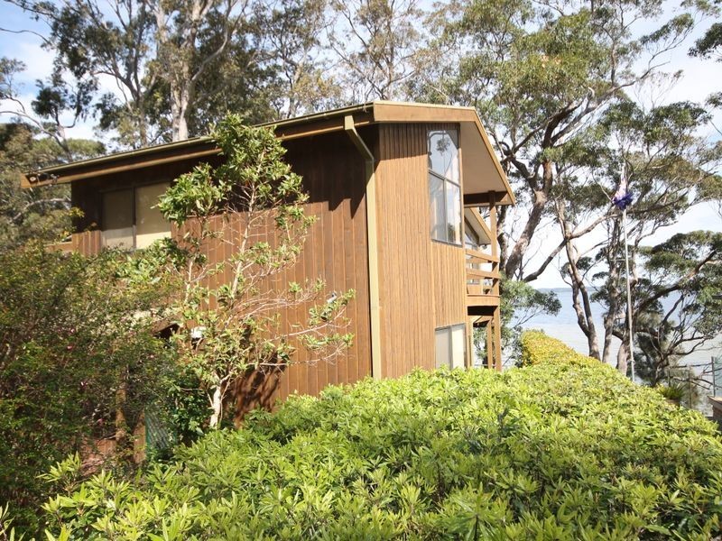 39 Walmer Avenue, Sanctuary Point NSW 2540