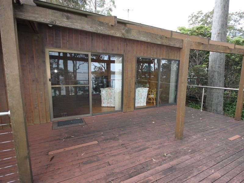 39 Walmer Avenue, Sanctuary Point NSW 2540