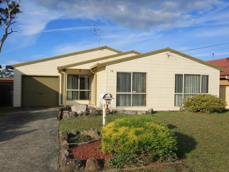 16 Kingsford Smith Crescent, Sanctuary Point NSW 2540