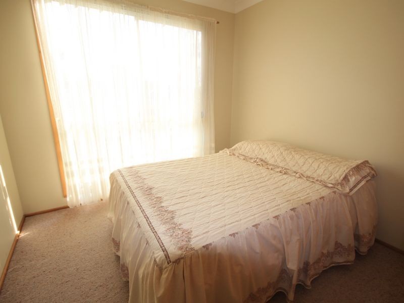 16 Kingsford Smith Crescent, Sanctuary Point NSW 2540