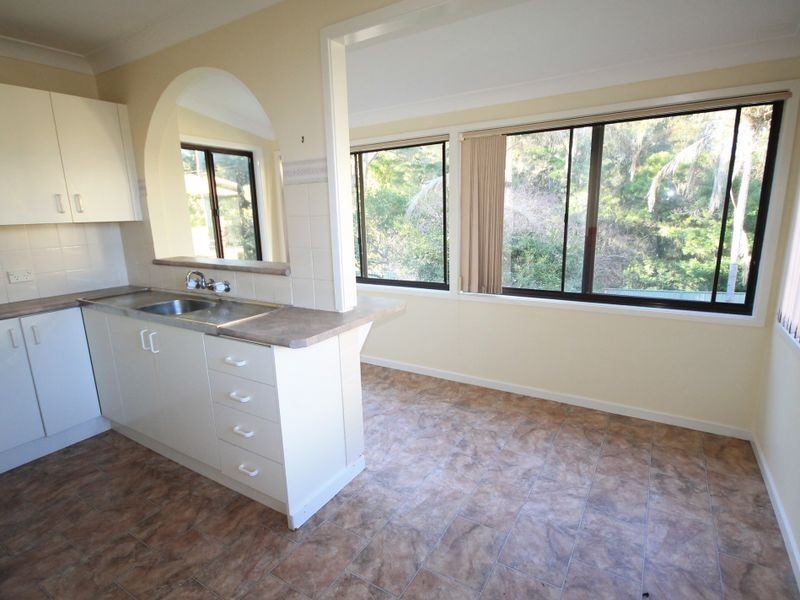 37 Roulstone Crescent, Sanctuary Point NSW 2540