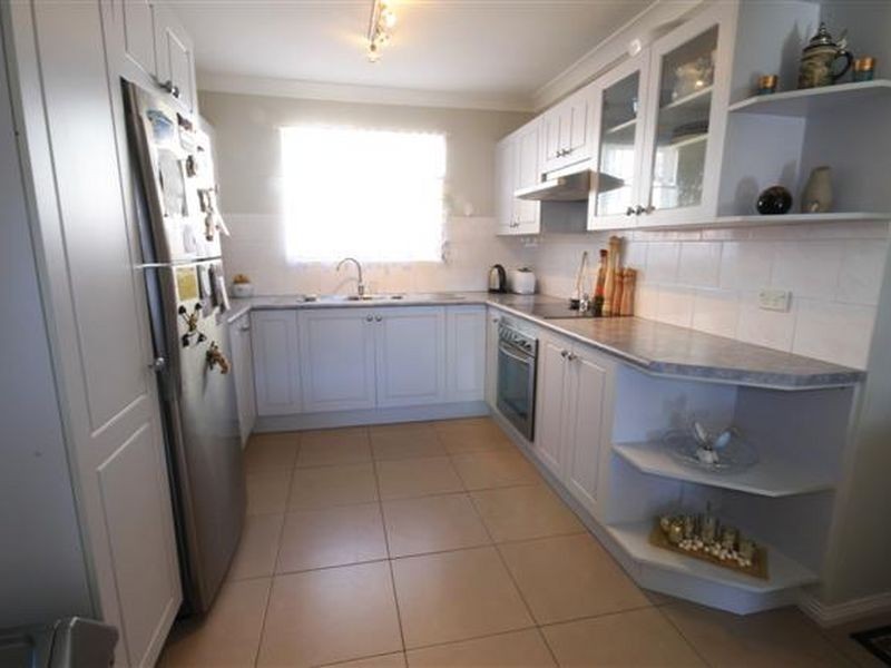 5 Dunisla Street, Sanctuary Point NSW 2540