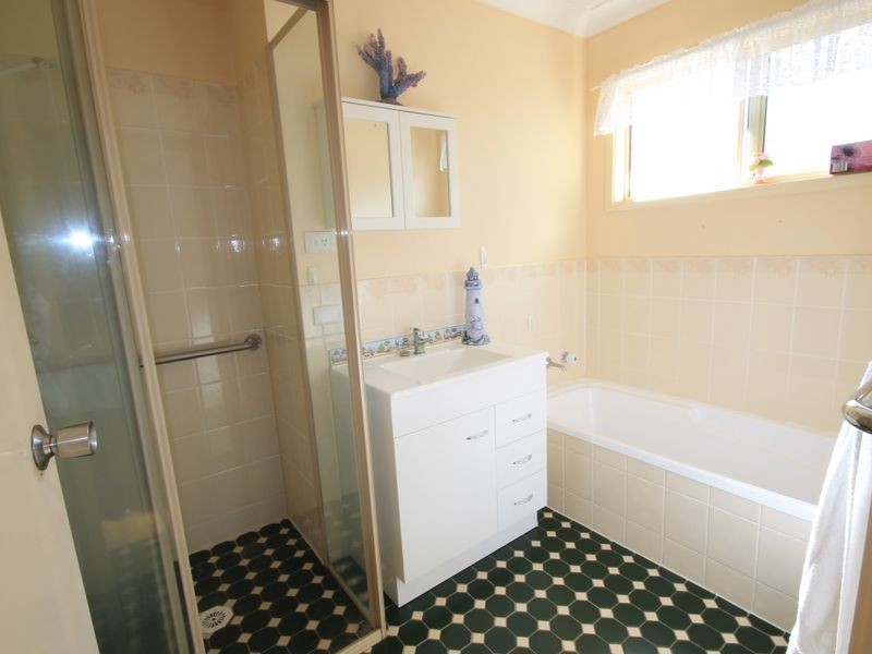 25 Roulstone Cres, Sanctuary Point NSW 2540